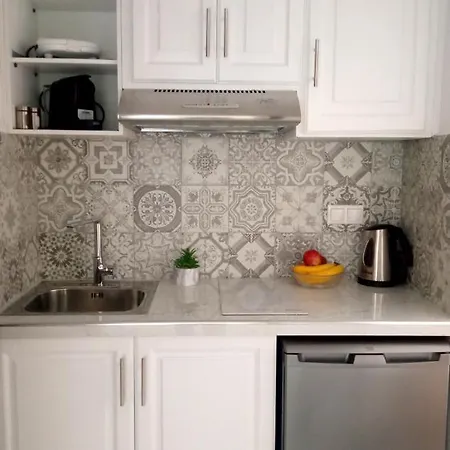 卡捷琳娜公寓 * Naxos City