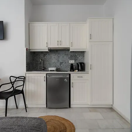 卡捷琳娜公寓 Naxos City