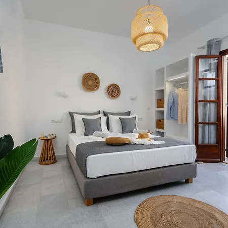 Katerina Studios *