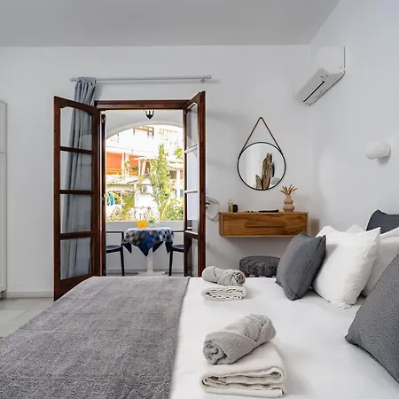 卡捷琳娜公寓 * Naxos City