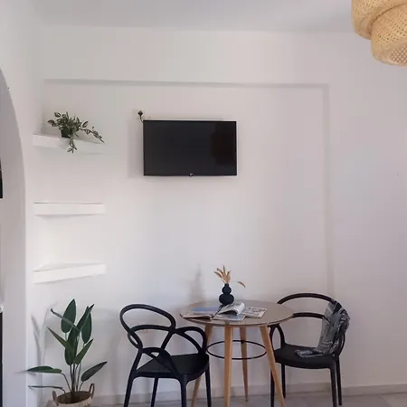 Katerina * Naxos City